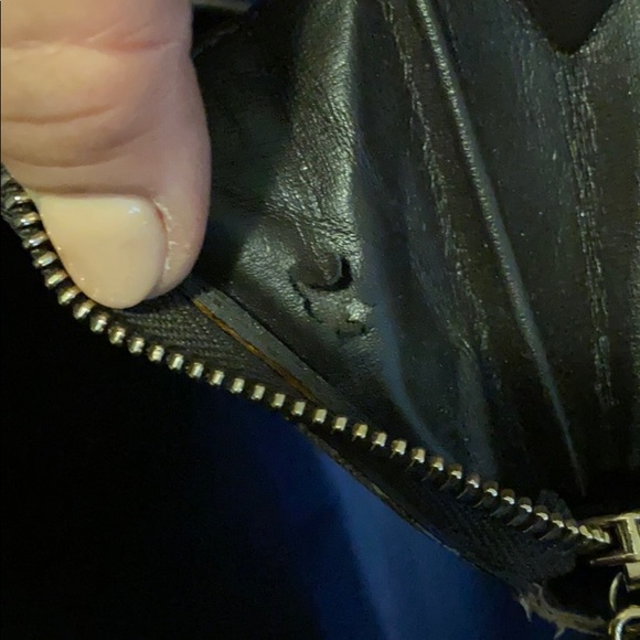 🔥Gucci Wallet🔥 - Picture 7 of 12